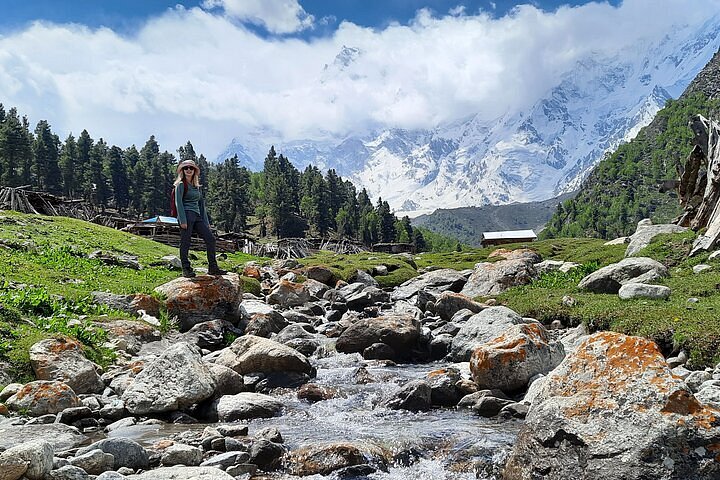 Patundas, Rakaposhi & Nanga Parbat Base Camp Trek